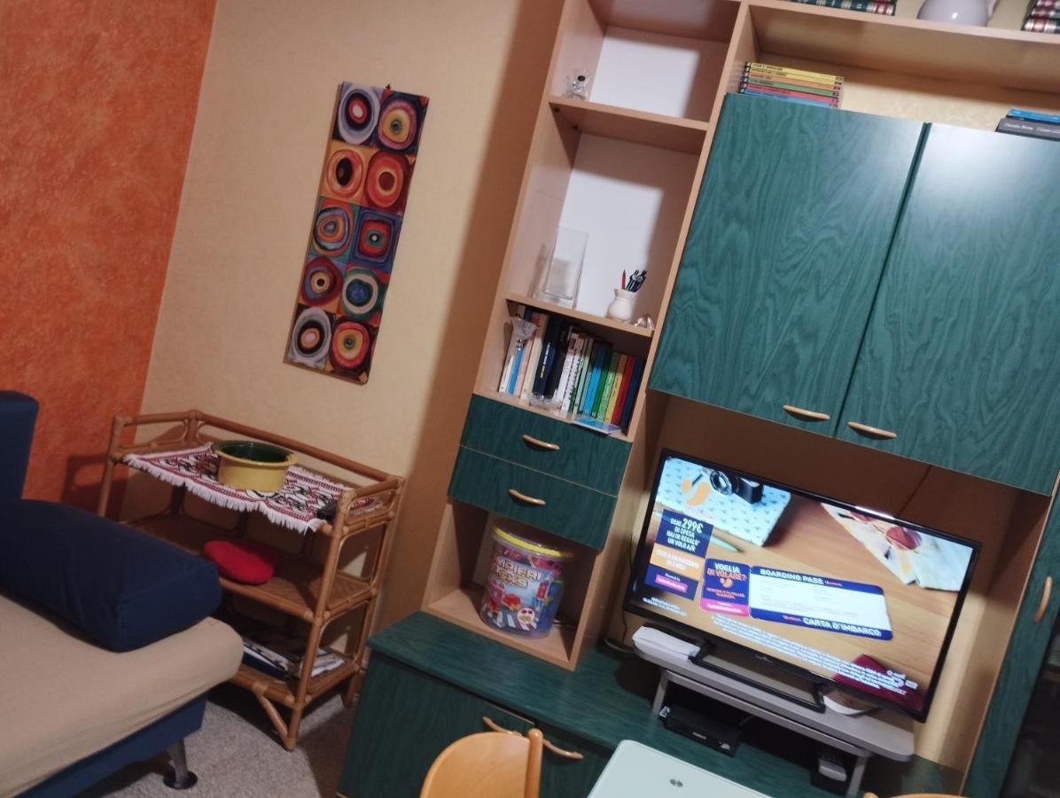 チェファルCasa Di Ghitoアパートメント エクステリア 写真